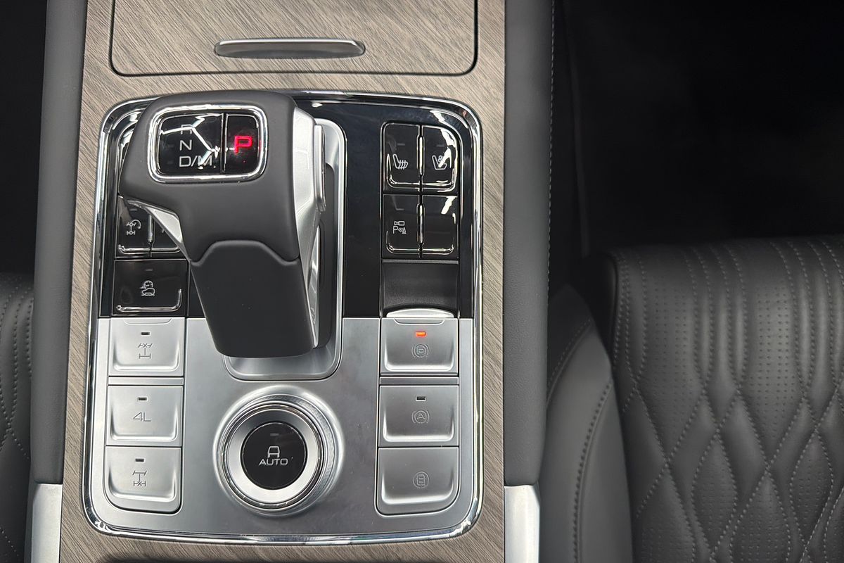 2024 GWM Tank 500 Ultra Hybrid P03