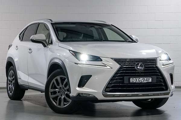 2018 Lexus NX NX300h Luxury AYZ10R