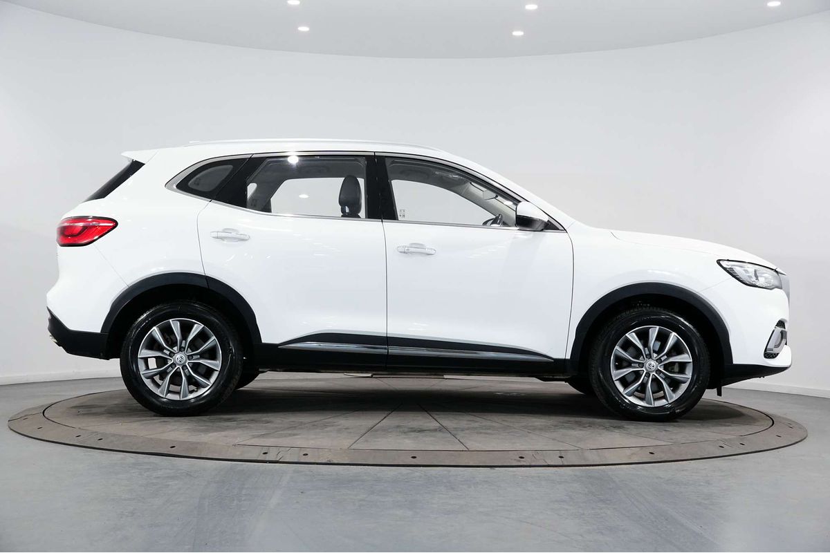 2022 MG HS Vibe SAS23
