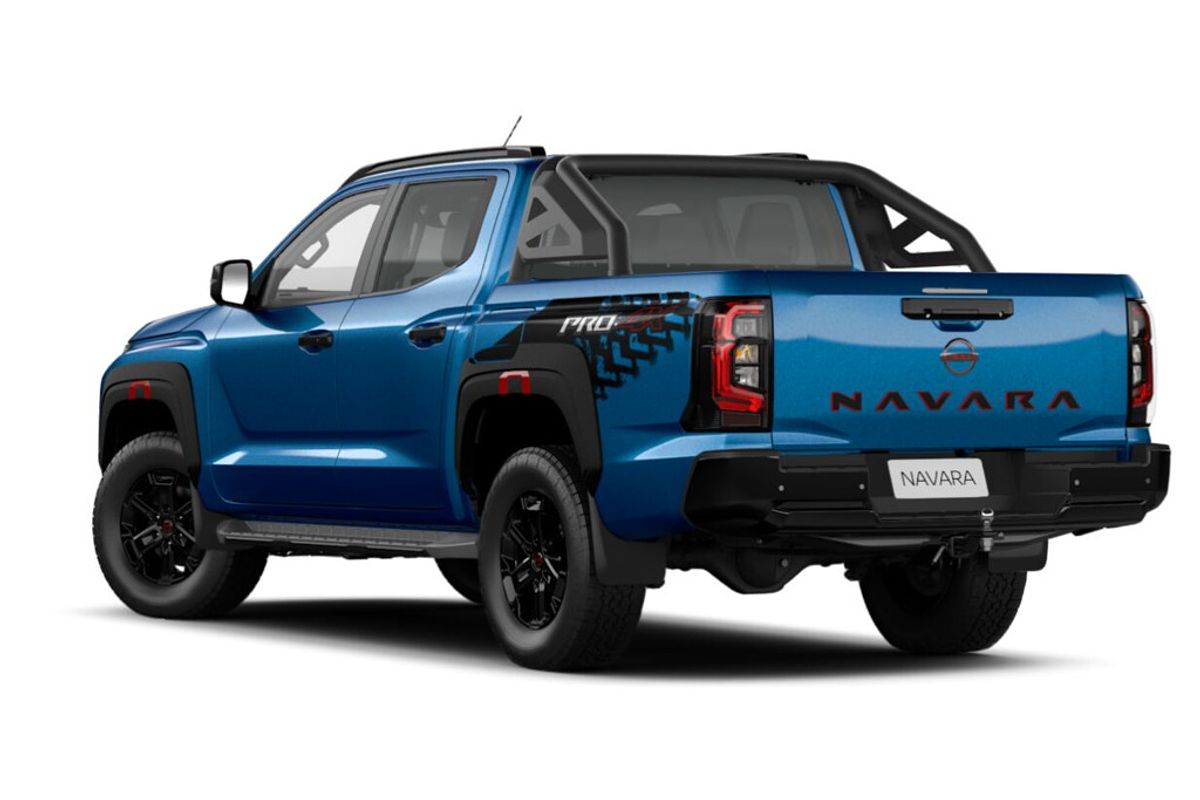 Nissan NAVARA 4X4 2.4 DSL AUTO DC P4X