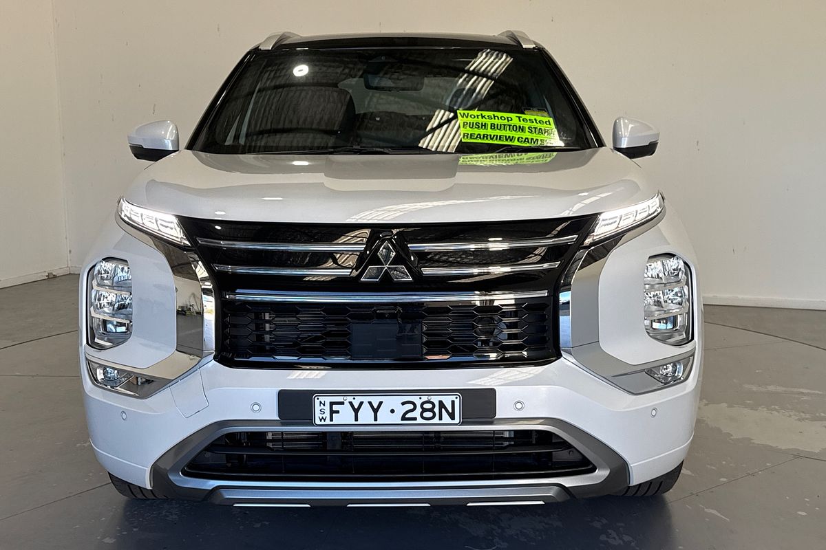 2025 Mitsubishi Outlander Exceed Tourer ZM