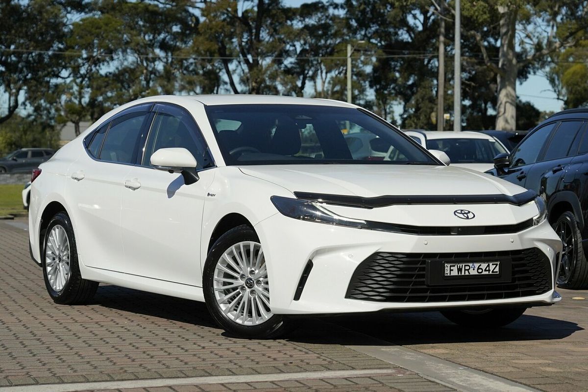 2025 Toyota Camry Ascent AXVH80R