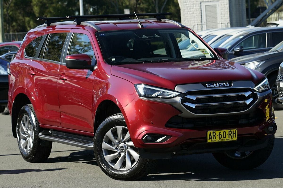 2022 Isuzu MU-X LS-U