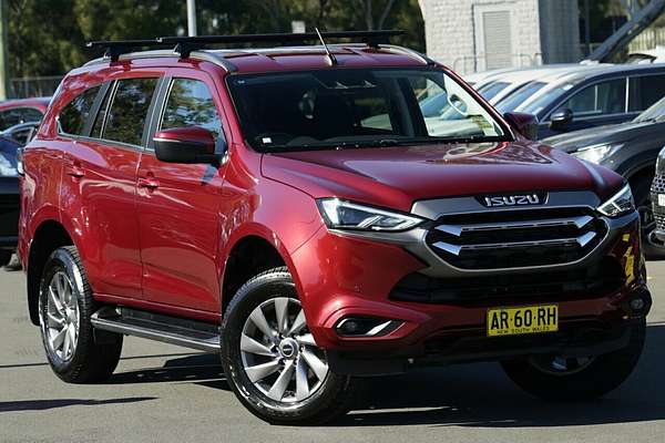 2022 Isuzu MU-X LS-U
