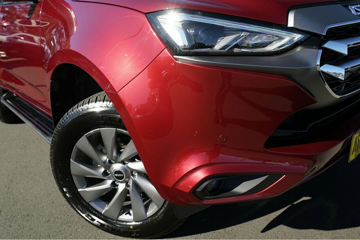 2022 Isuzu MU-X LS-U