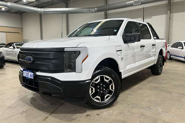 2024 Ford F150 LIGHTNING PRO