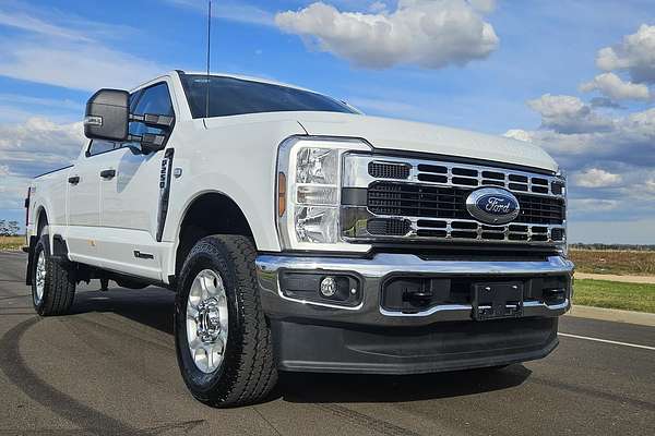 2024 Ford F250 XLT 4X4