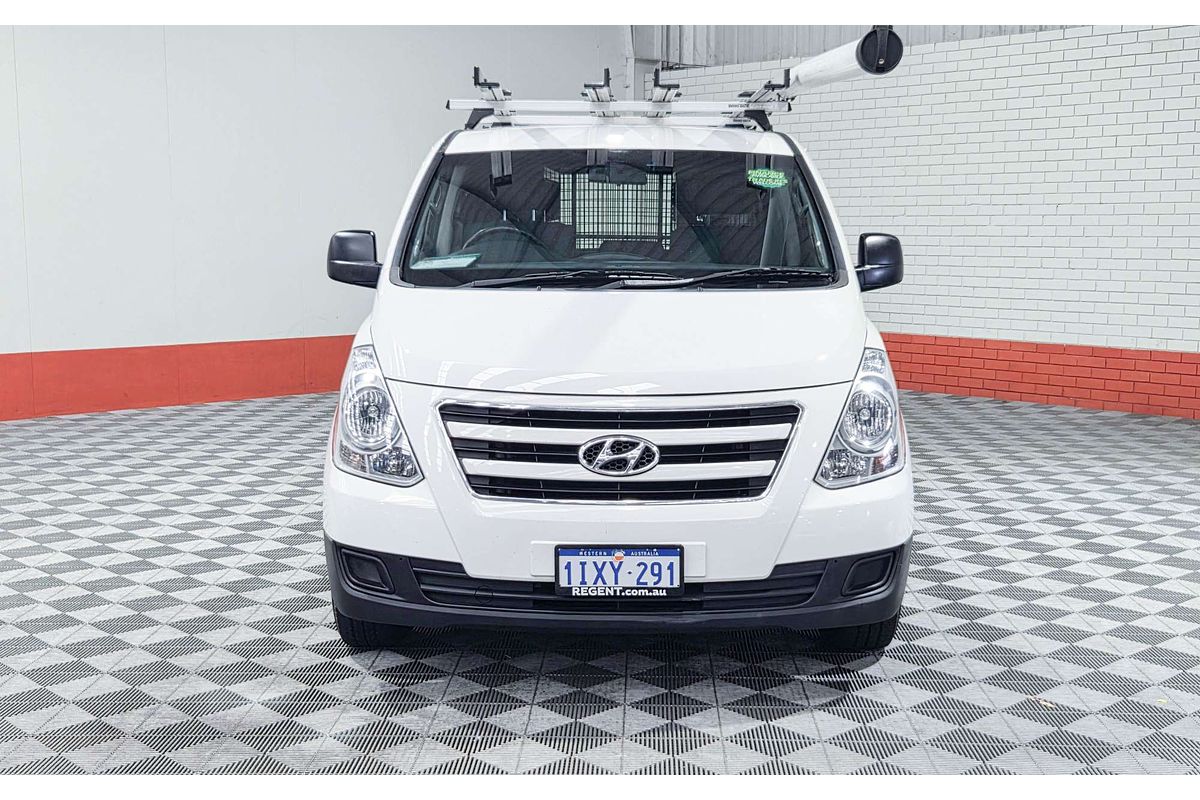 2017 Hyundai iLoad TQ3-V Series II