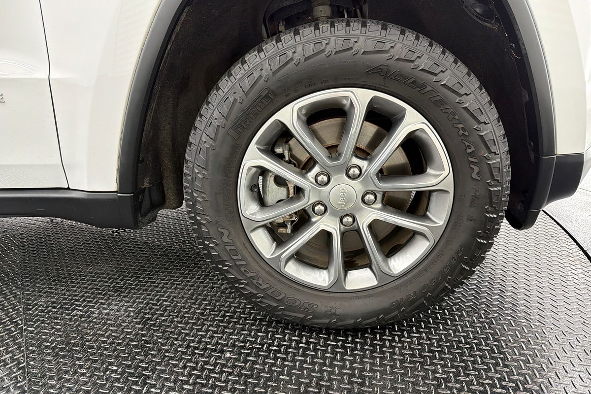 2014 Jeep Grand Cherokee Laredo WK