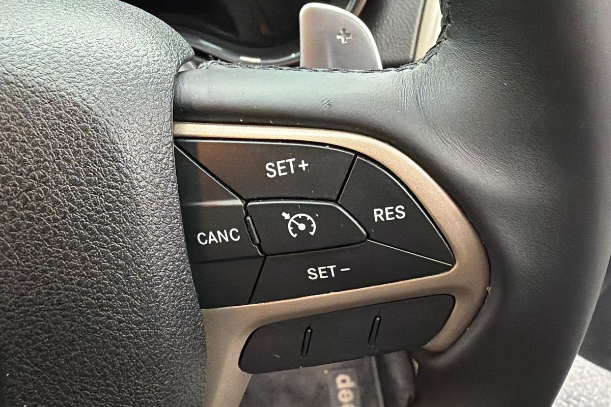 2014 Jeep Grand Cherokee Laredo WK