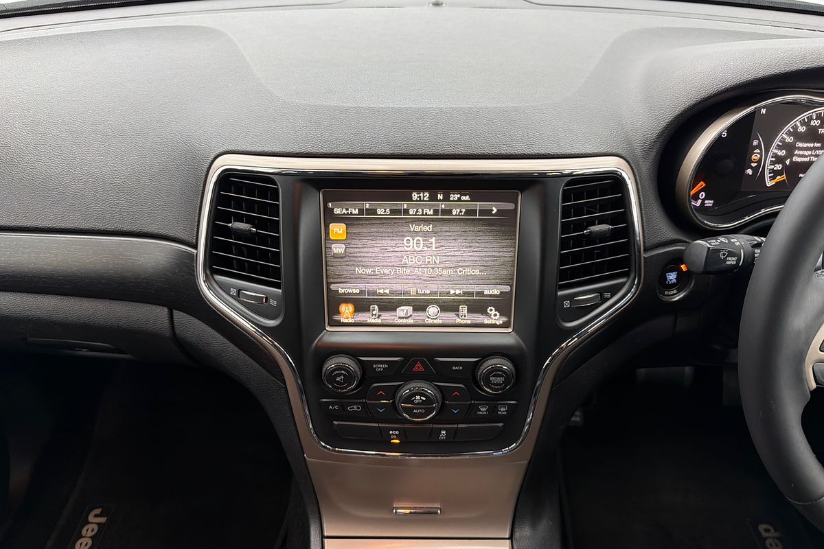 2014 Jeep Grand Cherokee Laredo WK