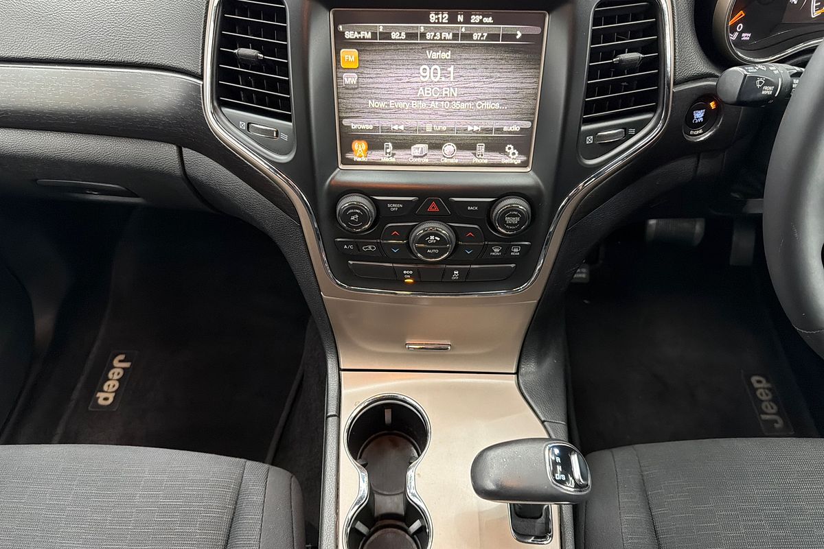 2014 Jeep Grand Cherokee Laredo WK