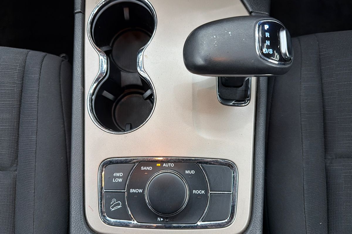 2014 Jeep Grand Cherokee Laredo WK