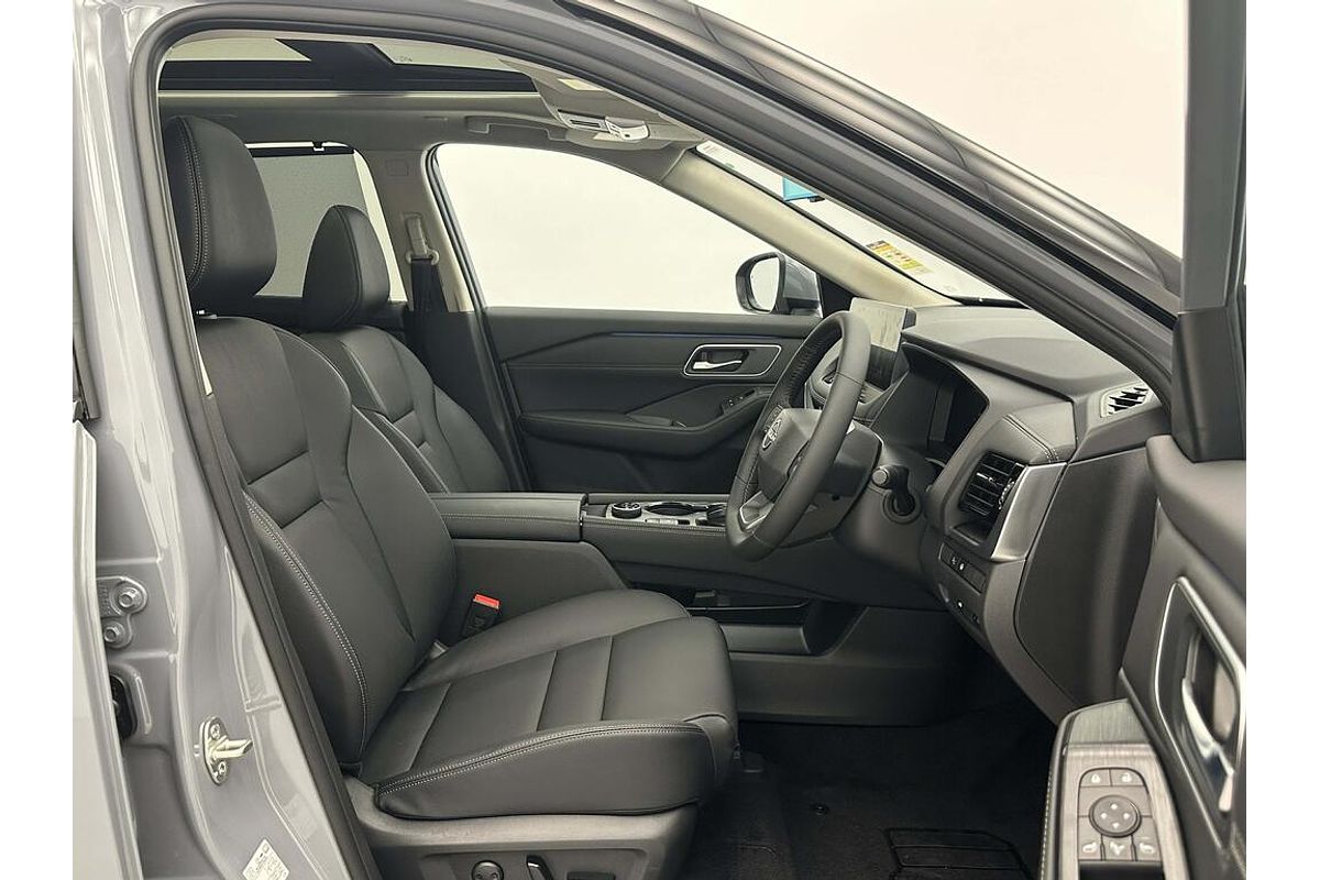 Nissan X-TRAIL 4WD Ti e-POWER MY26