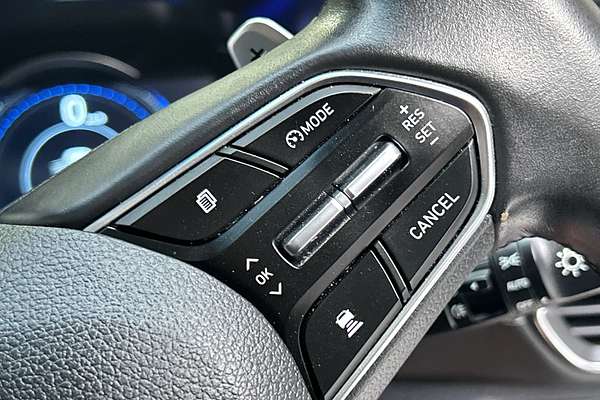 2018 Hyundai Santa Fe Highlander TM thumb-17