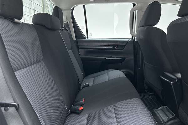 2021 Toyota Hilux Workmate GUN125R 4X4 thumb-10