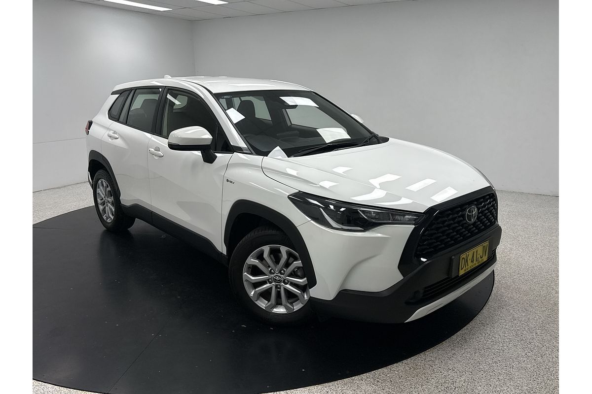 2024 Toyota Corolla Cross GX MXGH10R