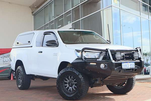 2021 Toyota Hilux SR GUN126R 4X4