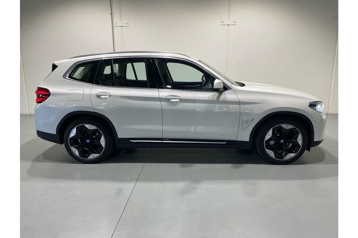 2021 BMW iX3  G08