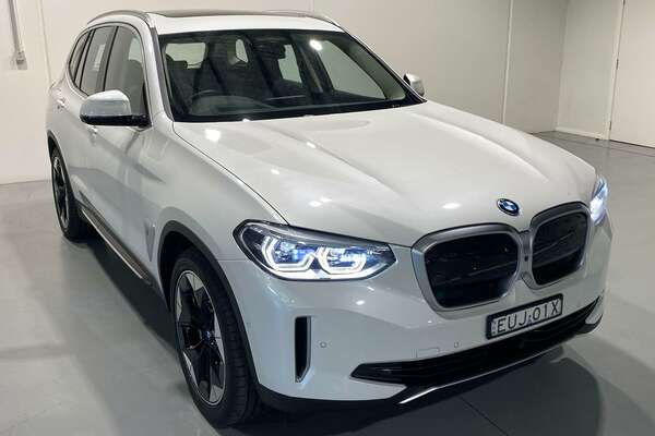 2021 BMW iX3  G08