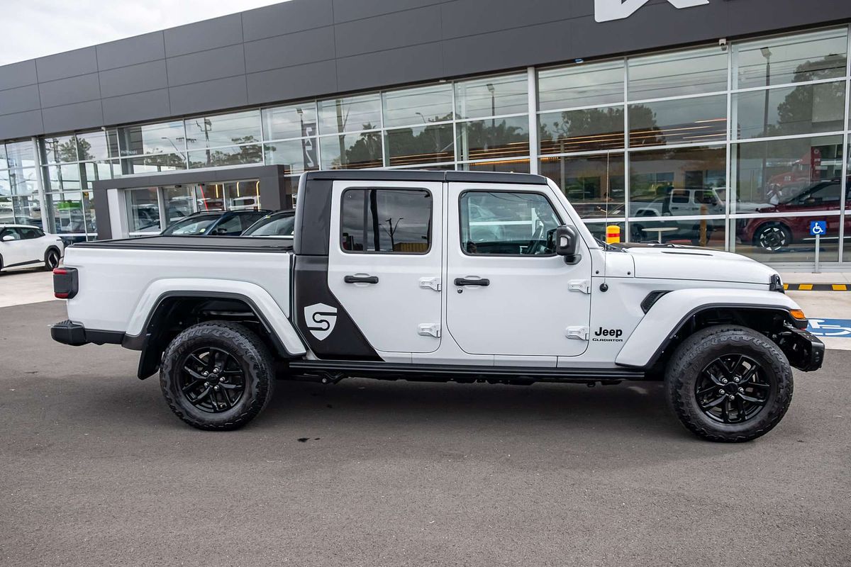 2022 Jeep Gladiator Night Eagle JT 4X4