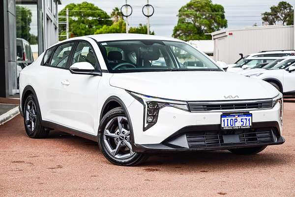 2025 Kia K4 S CL4m