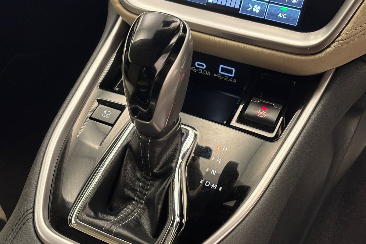 2023 Subaru Outback Touring XT