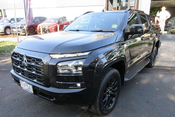 2025 Mitsubishi Triton GSR MV 4X4