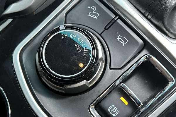 2019 Mitsubishi Pajero Sport GLX QE thumb-16