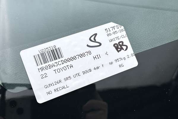 2022 Toyota Hilux SR5 GUN126R 4X4 thumb-23