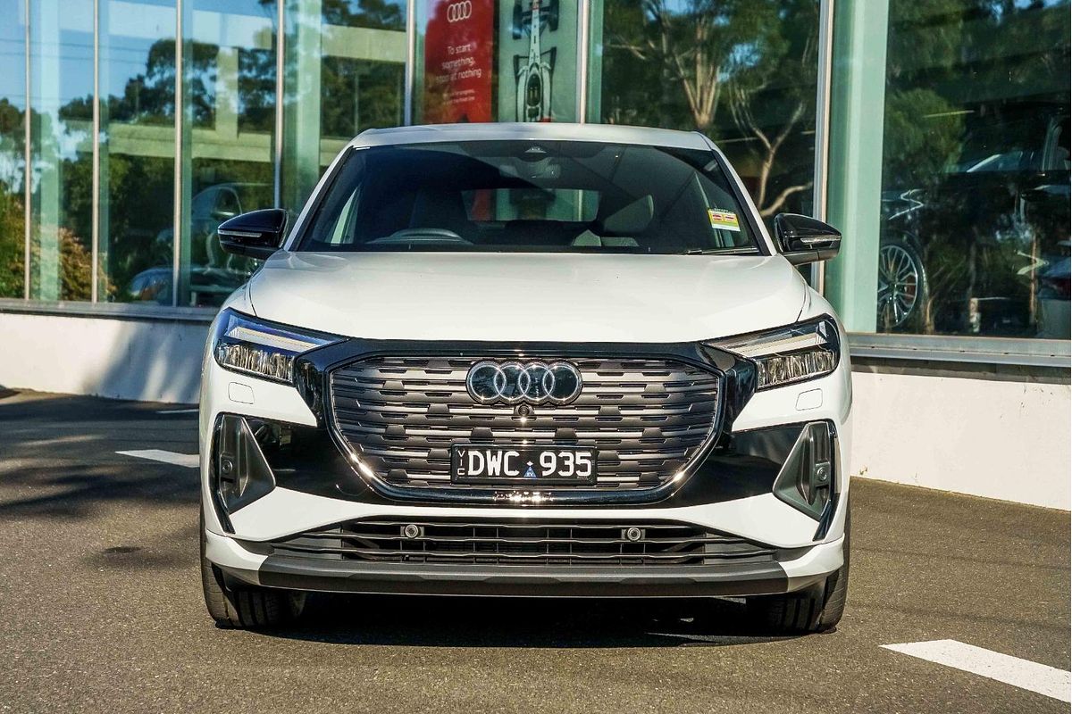 2025 Audi Q4 e-tron 45 F4