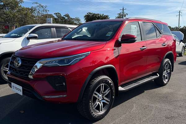 2025 Toyota Fortuner GXL GUN156R