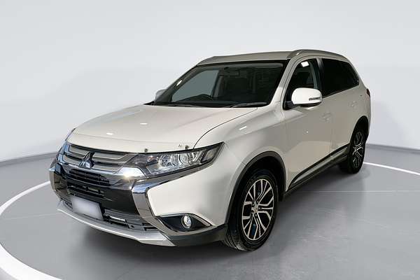 2016 Mitsubishi Outlander LS Safety Pack ZK