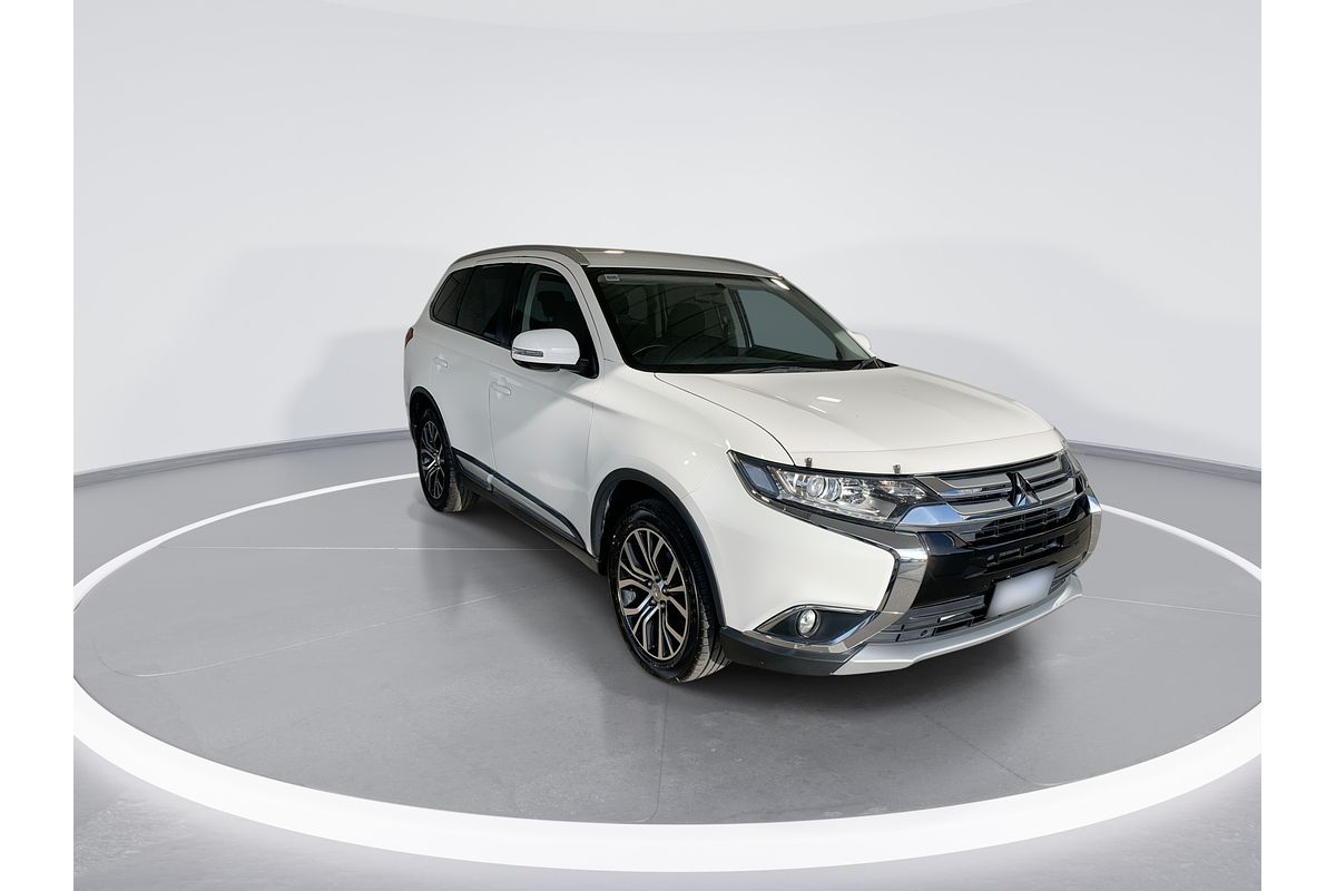 2016 Mitsubishi Outlander LS Safety Pack ZK