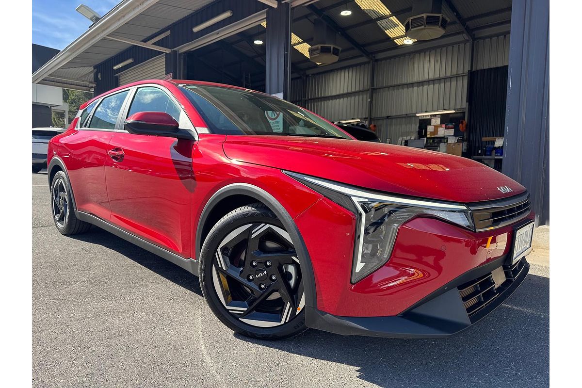 2025 Kia K4 Sport+ CL4m