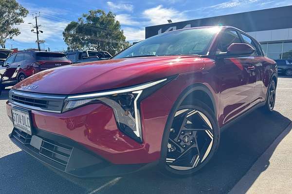 2025 Kia K4 Sport+ CL4m thumb-1