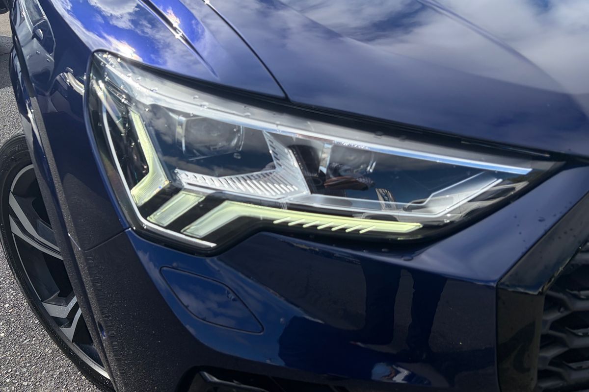 2021 Audi Q3 40 TFSI S line F3