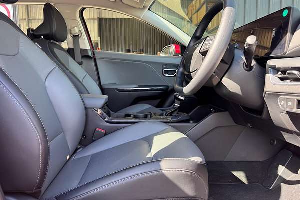 2025 Kia K4 Sport+ CL4m thumb-16
