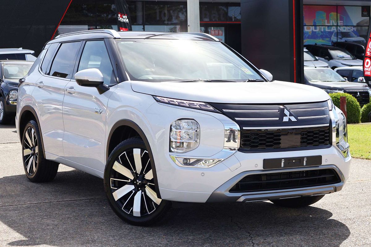 2025 Mitsubishi Outlander PHEV Exceed Tourer ZM