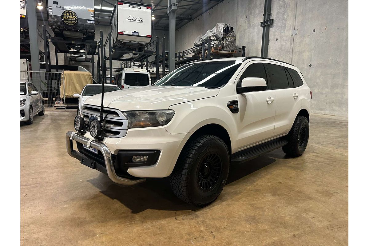 2017 Ford Everest Ambiente UA 3.2L