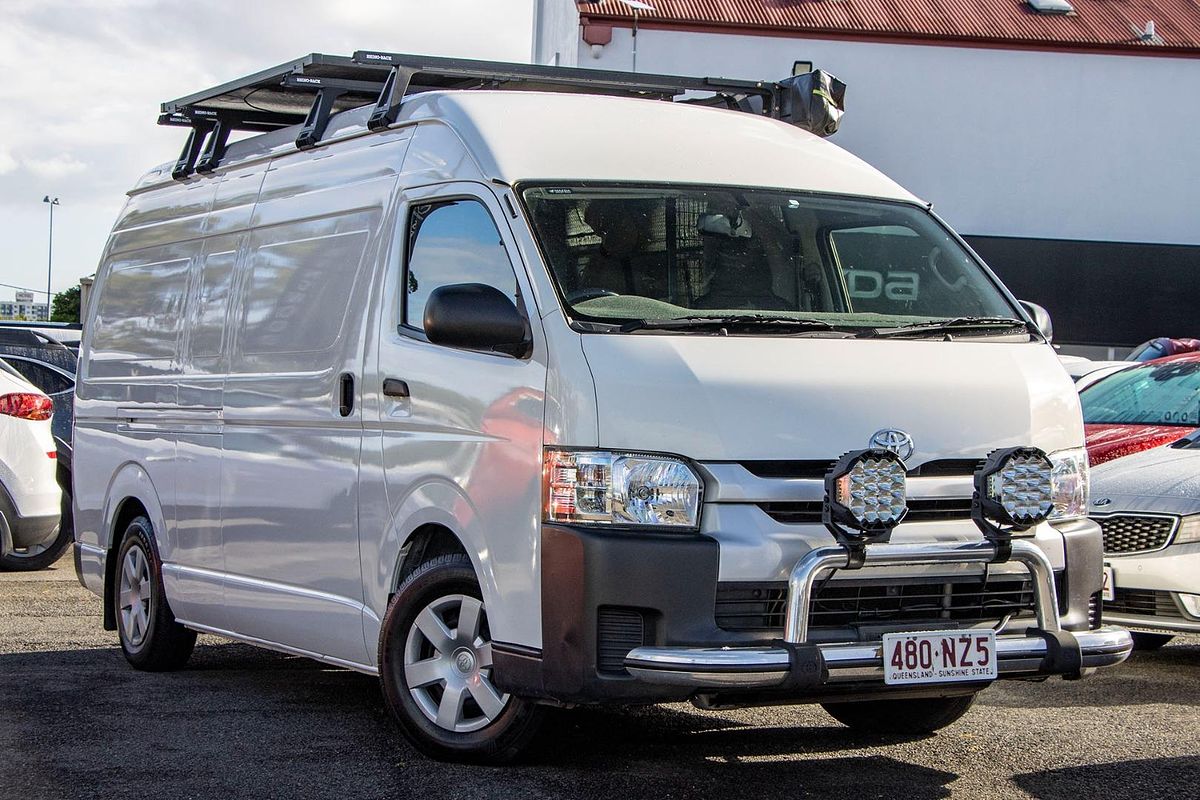 2018 Toyota Hiace KDH221R ELWB High Roof