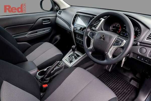 2023 Mitsubishi Triton GLX+ MR 4X4