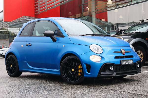 2023 Abarth 695 Competizione