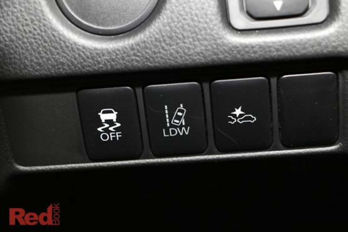 2023 Mitsubishi Triton GLX MR 4X4