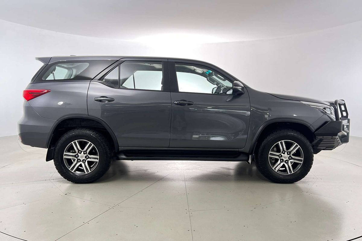2022 Toyota Fortuner GX GUN156R