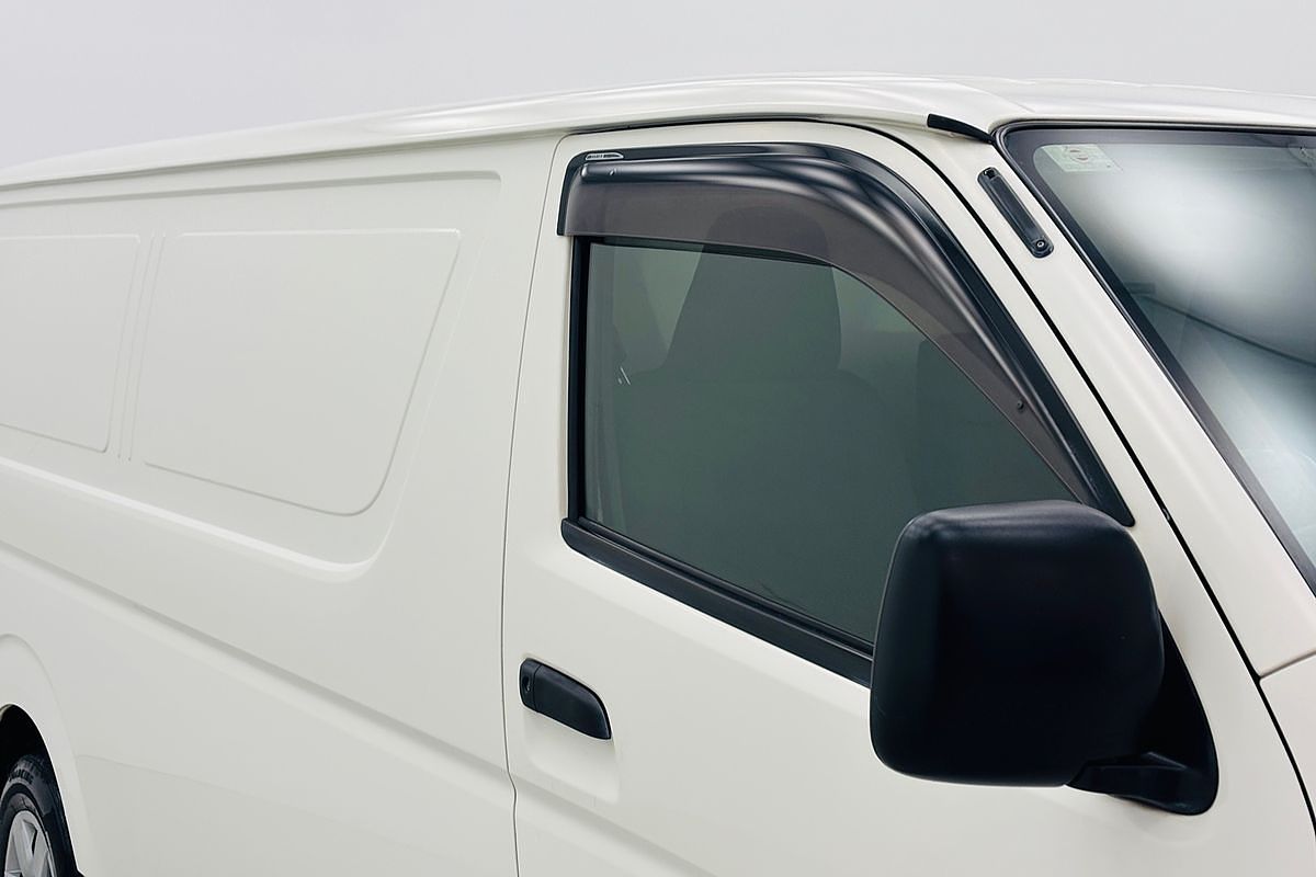 2001 Toyota HIACE  5 SP MANUAL 4D VAN D4 DIESEL