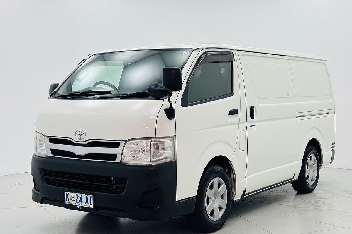 2001 Toyota HIACE  5 SP MANUAL 4D VAN D4 DIESEL