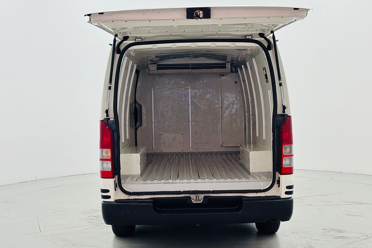 2001 Toyota HIACE  5 SP MANUAL 4D VAN D4 DIESEL