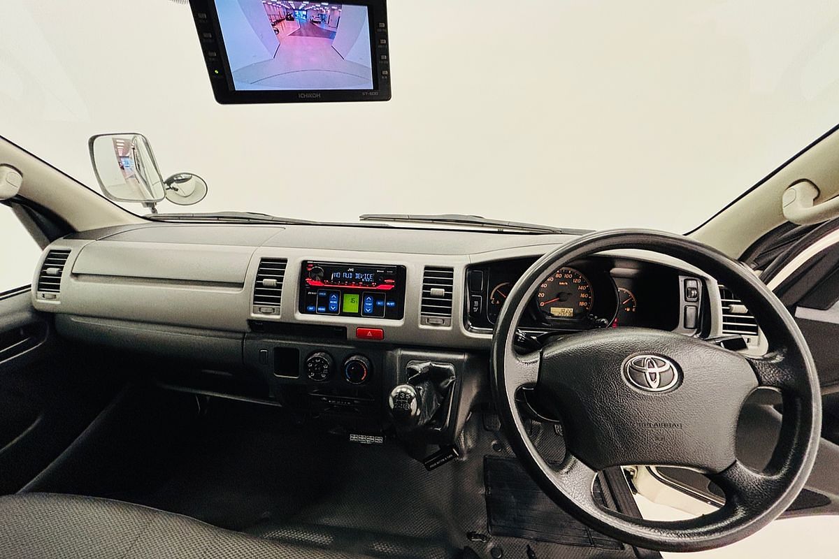 2001 Toyota HIACE  5 SP MANUAL 4D VAN D4 DIESEL