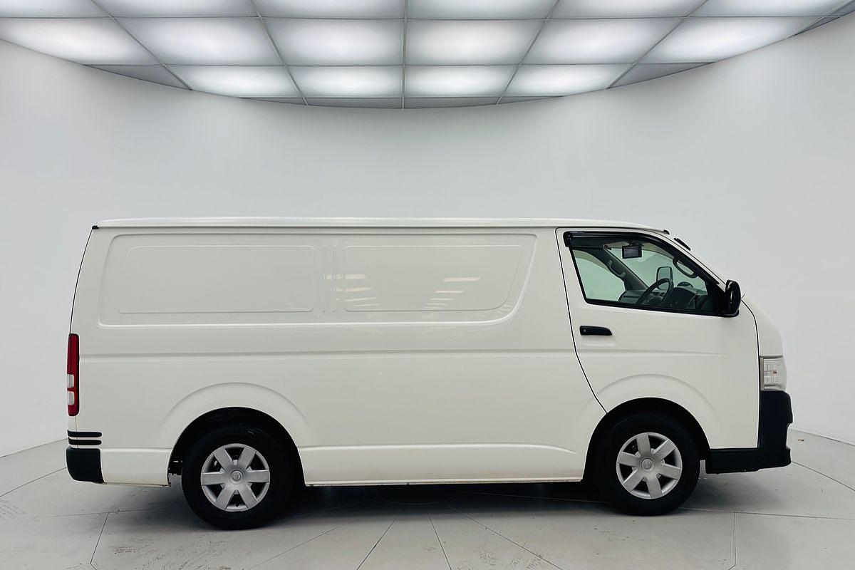 2001 Toyota HIACE  5 SP MANUAL 4D VAN D4 DIESEL